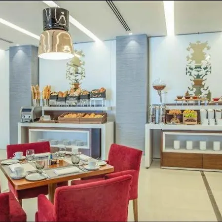 Luxuary In A 5-star Апартаменты Стамбул