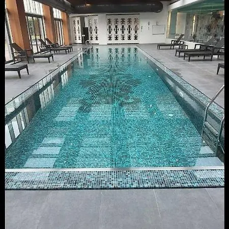 Luxuary In A 5-star *